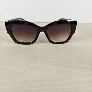 Martha Stewart Tortoiseshell Cat-Eye Sunglasses with Brown Gradient Lenses